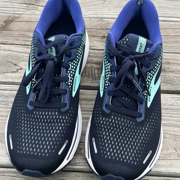 Ghost - Picture 7 of 7